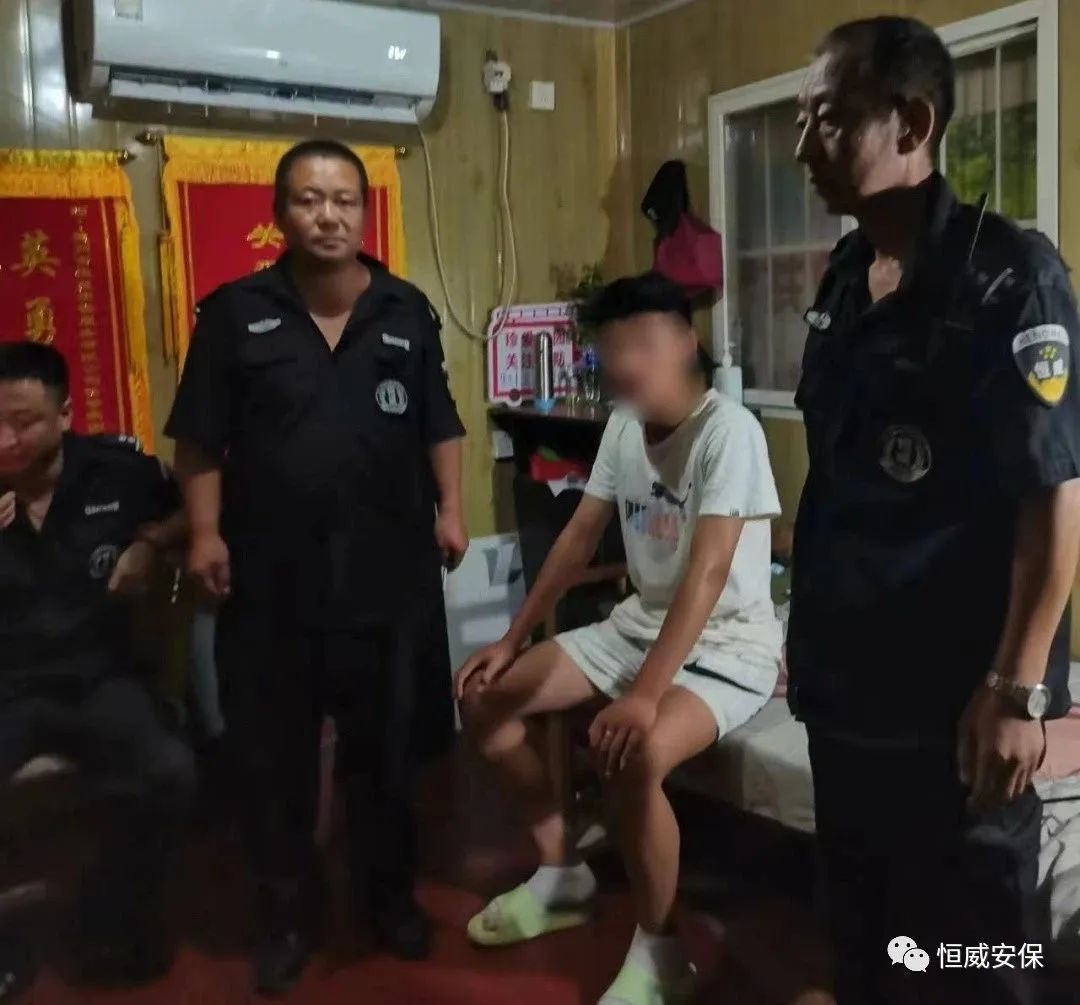 恒威保安凌晨勇斗蟊賊，竭力守護(hù)社區(qū)安全